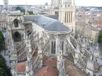 Chauffeur Service in Bordeaux photo city 1