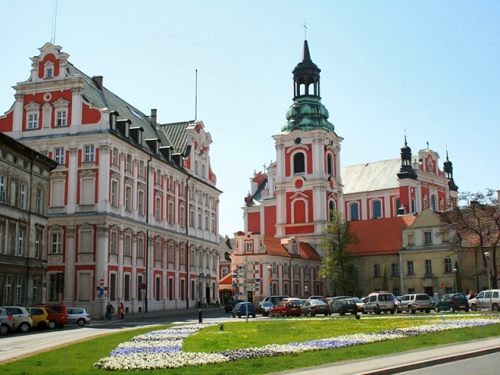 Chauffeur service in Poznan photo city 2